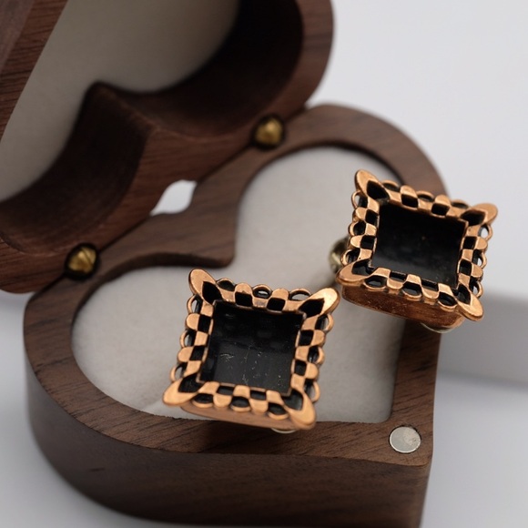 Renoir Vintage Clip on Shadow Box Earrings “Ebony Lace” - Picture 8 of 12